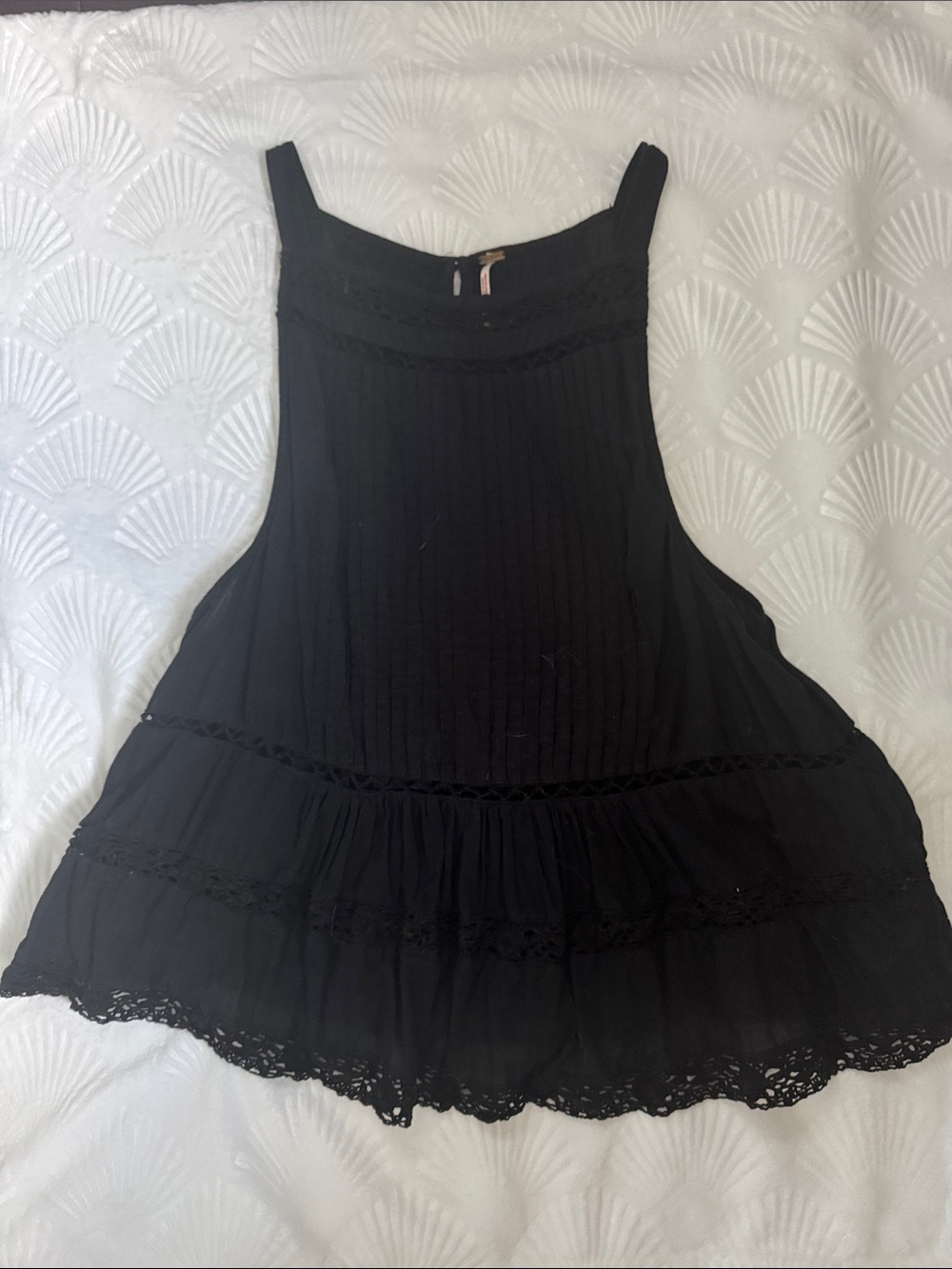 Black Sleeveless Lace-Trim Women's Top